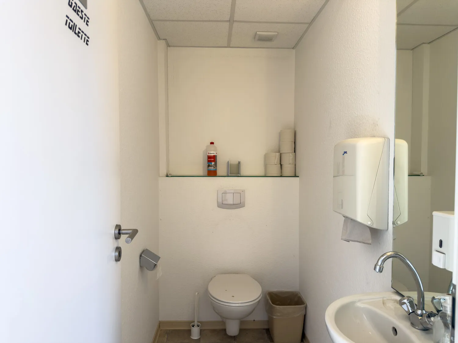 WC 2