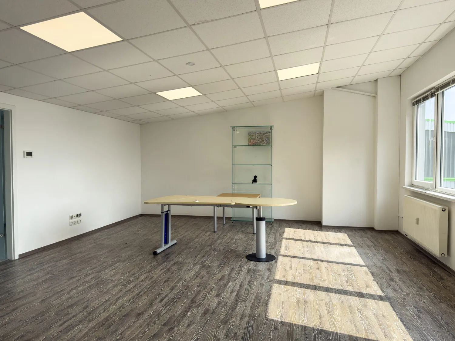 Büro 1