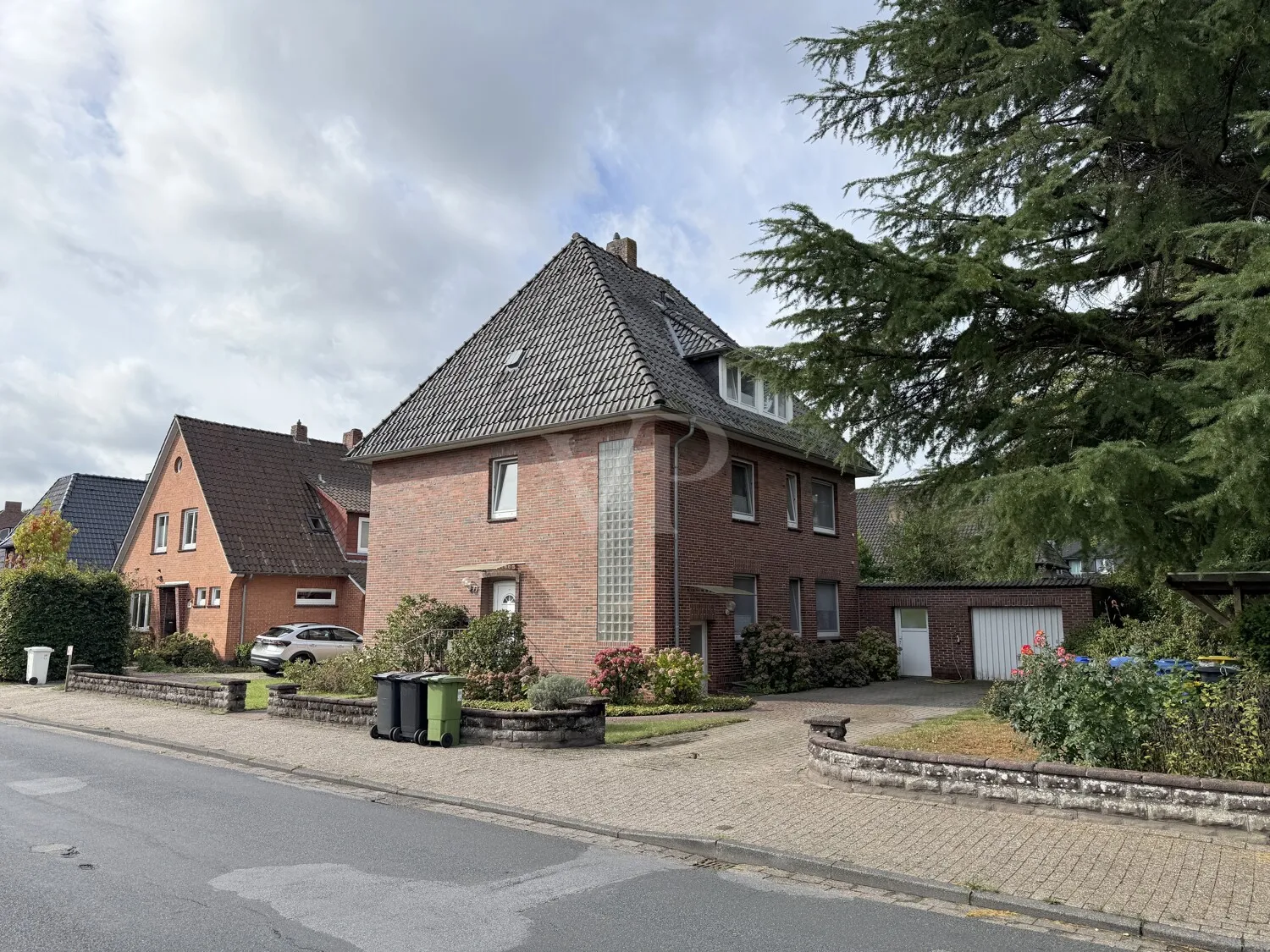 Straßenansicht