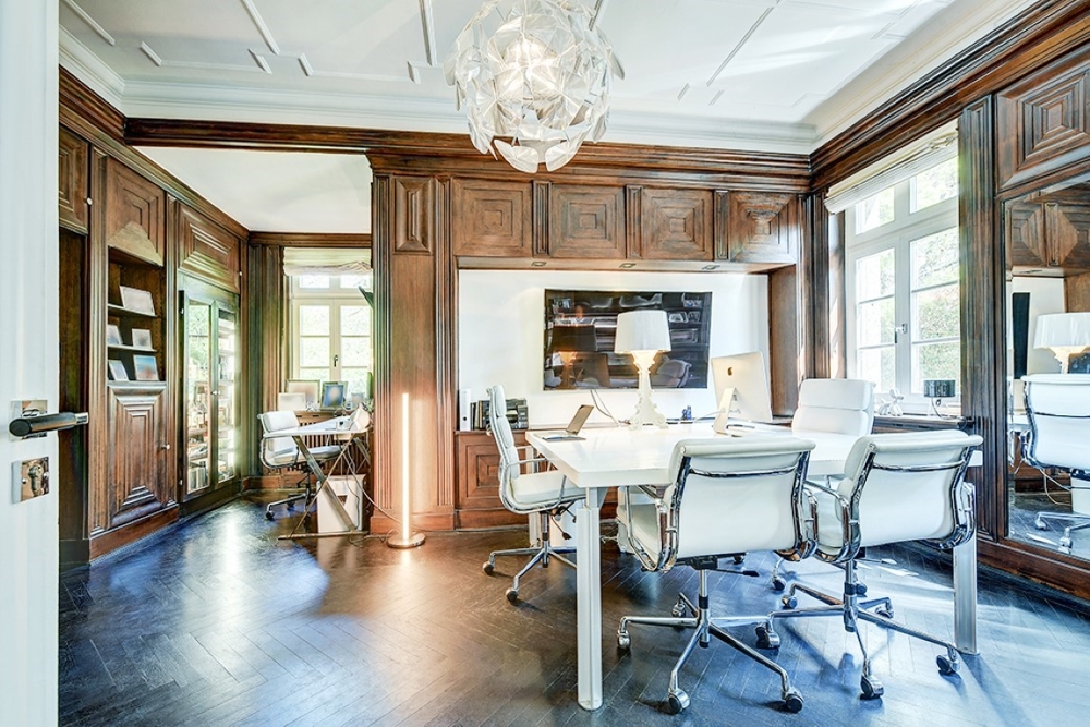 Arbeitszimmer