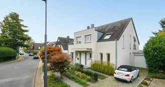 von_poll_real_estate_property_25013171_image_0