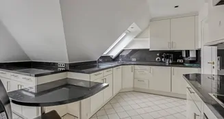 von_poll_real_estate_property_25013192_image_12