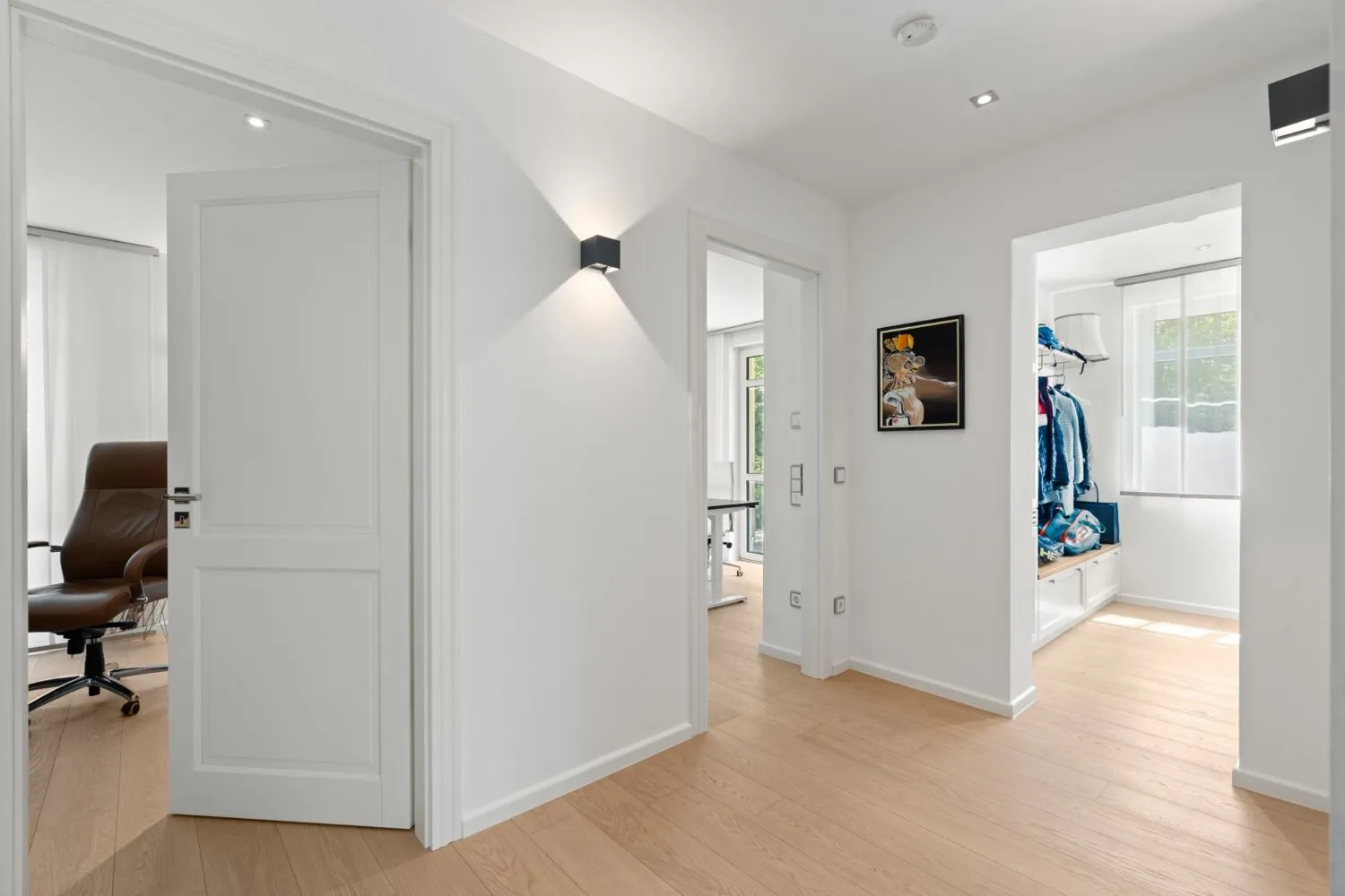 Die Diele und die Arbeitszimmer