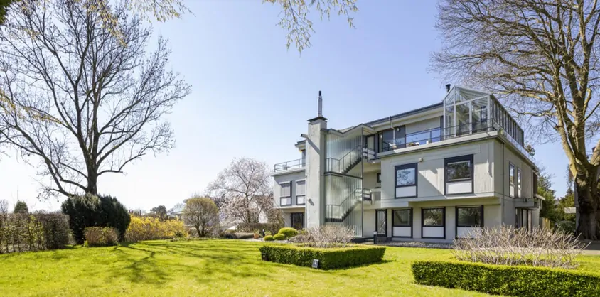 von Poll Immobilien GmbH