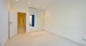 von_poll_real_estate_property_25013009_image_11