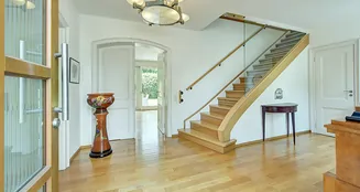 von_poll_real_estate_property_25013102_image_3