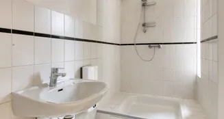 von_poll_real_estate_property_25013139_image_6