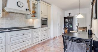 von_poll_real_estate_property_25013082_image_12