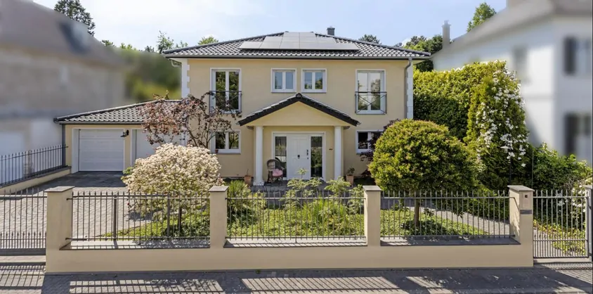 von Poll Immobilien GmbH