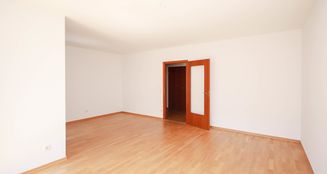 von_poll_real_estate_property_25013061_image_4