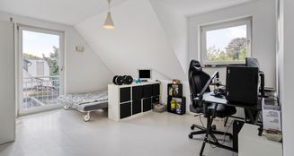 von_poll_real_estate_property_25013120_image_18