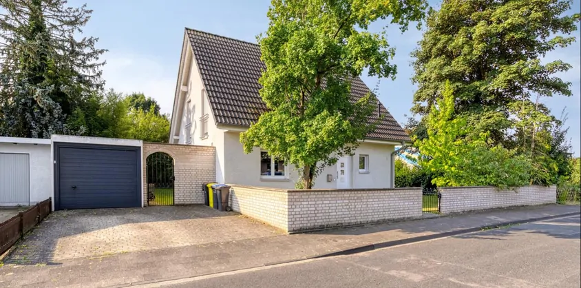 von Poll Immobilien GmbH