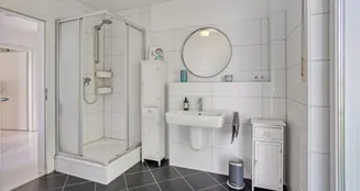 von_poll_real_estate_property_25013120_image_22