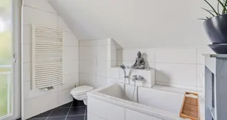 von_poll_real_estate_property_25013120_image_23