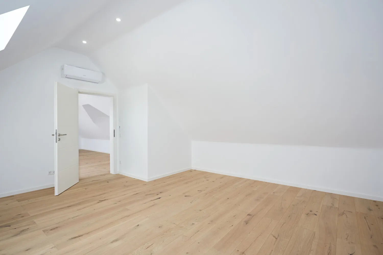 Schlafzimmer II