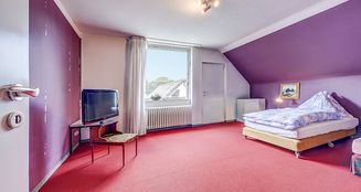 von_poll_real_estate_property_25013085_image_24