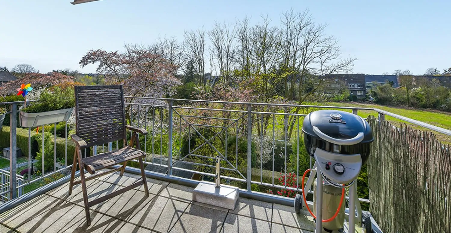 7b781c84-d2b2-456f-91ad-c05469386e72 (1)