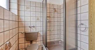 von_poll_real_estate_property_25013181_image_12