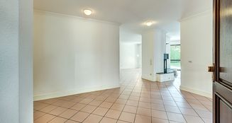 von_poll_real_estate_property_25013018_image_3
