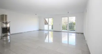 von_poll_real_estate_property_25013036_image_2