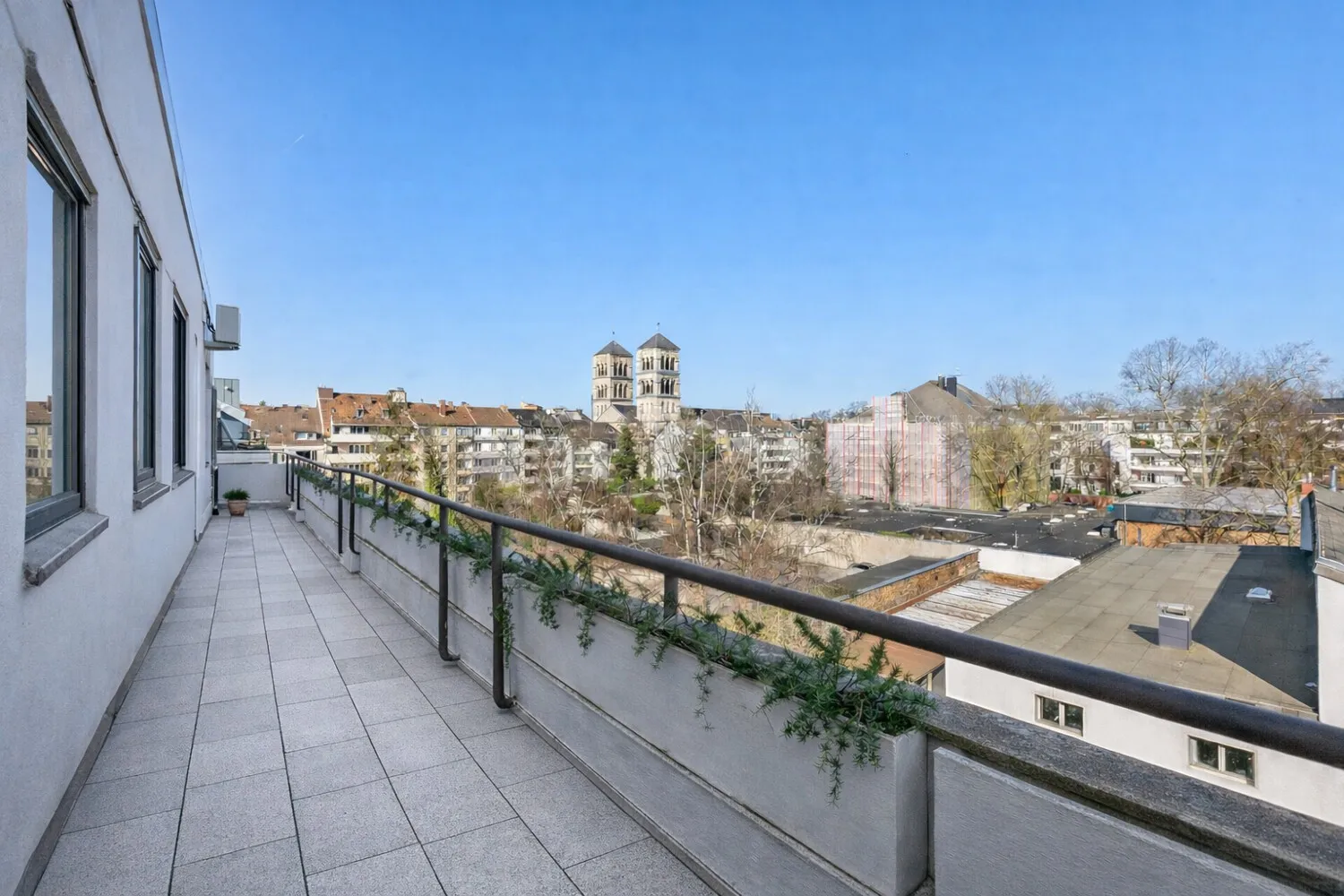 Rückseitiger Balkon