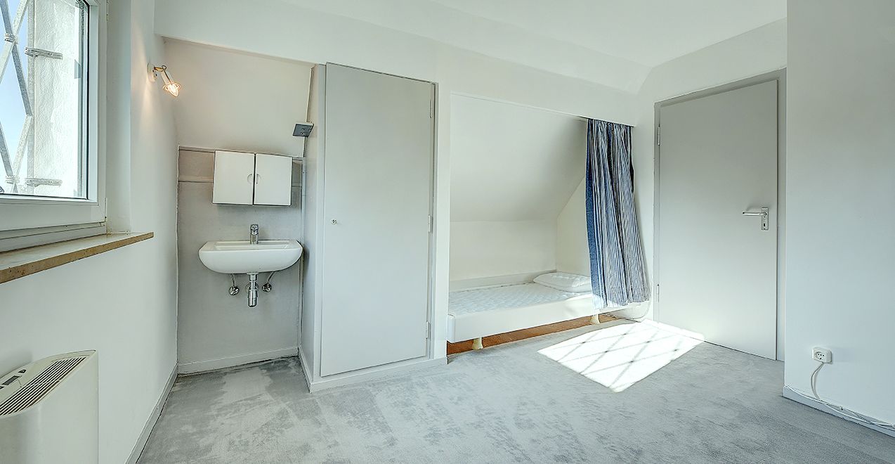 Schlafzimmer IV