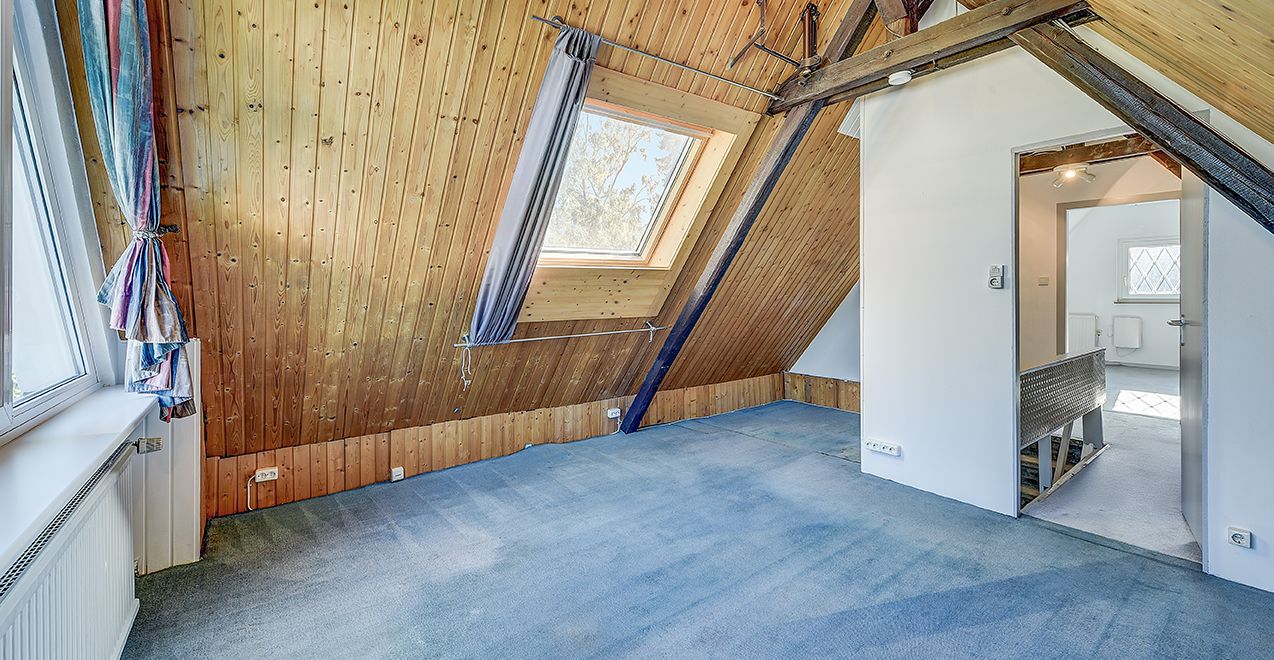 Schlafzimmer III