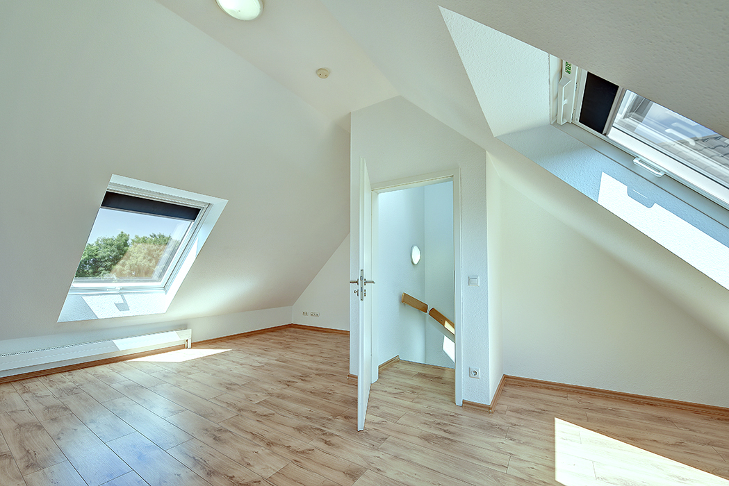 Schlafzimmer III