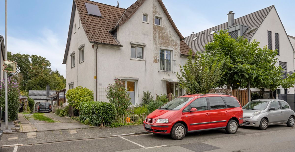Straßenansicht