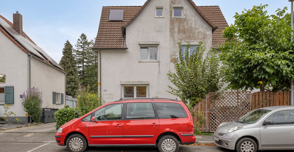 Straßenansicht