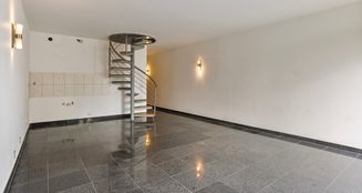 von_poll_real_estate_property_25013124_image_11