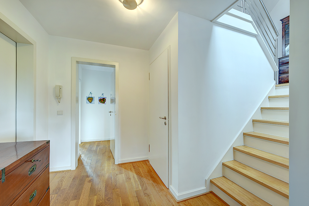 Treppe zum Dachgeschoss