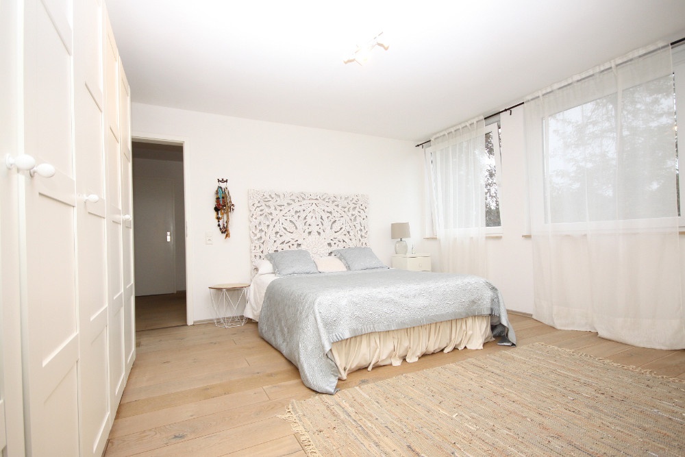 Schlafzimmer III