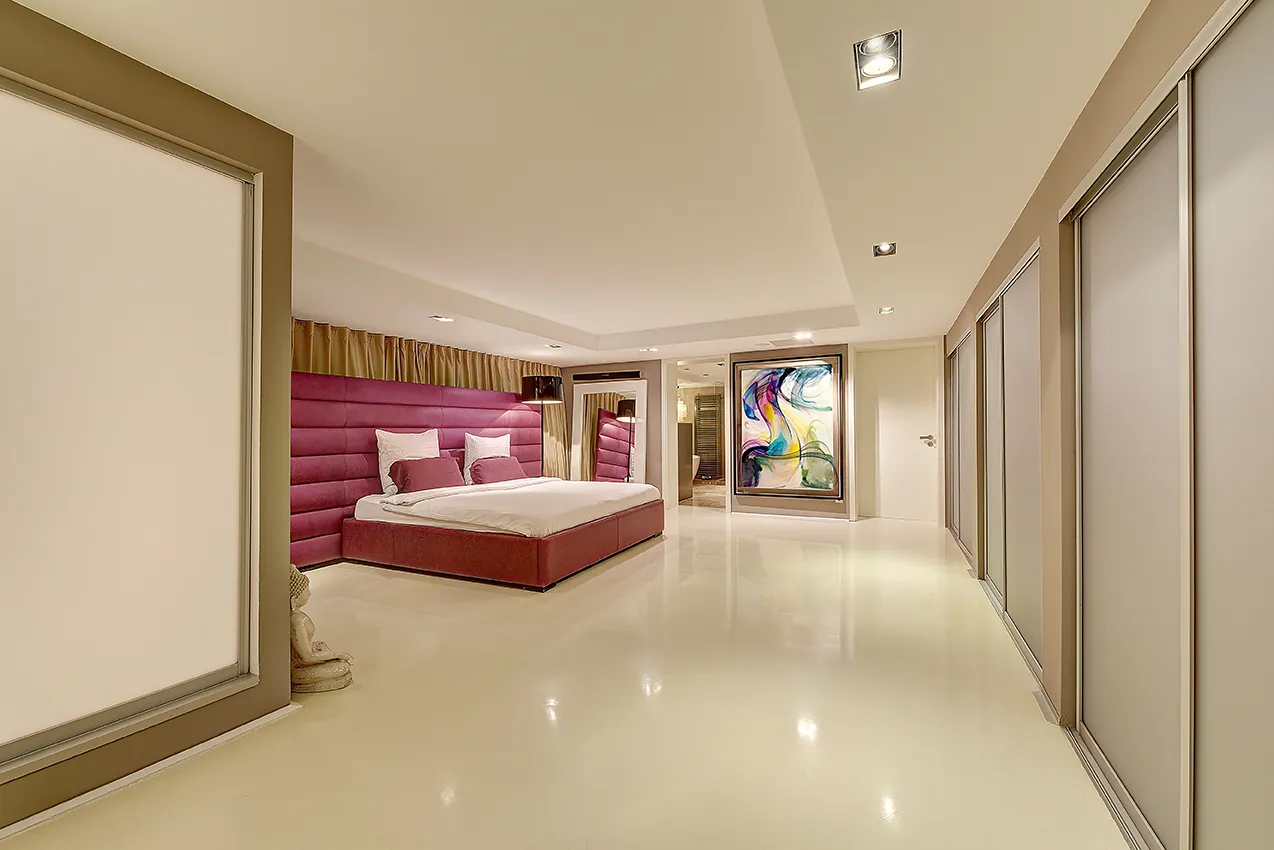 Schlafraum im Untergeschoss