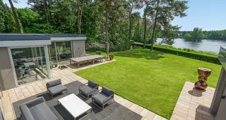 von_poll_real_estate_property_GW845_image_1