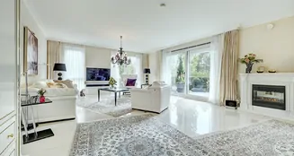 von_poll_real_estate_property_25013135_image_0