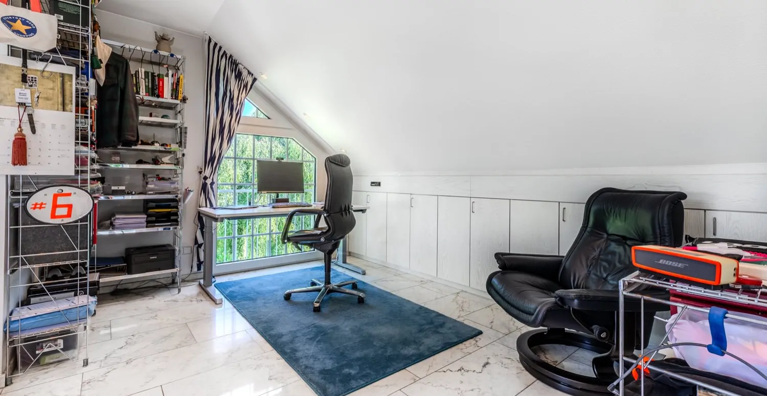 Arbeitszimmer