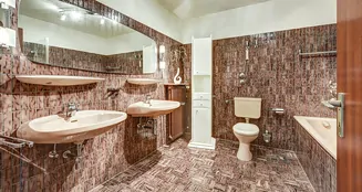 von_poll_real_estate_property_25013178_image_17