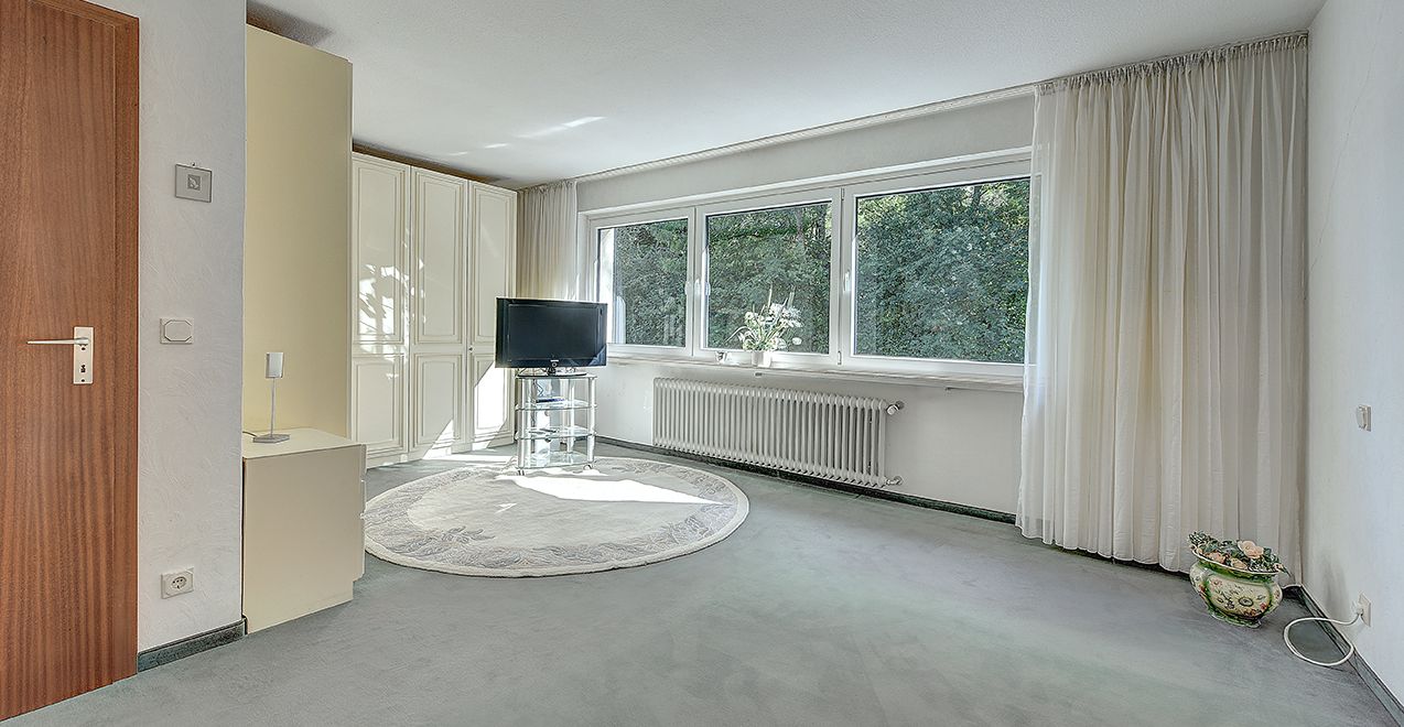 Schlafzimmer (2)