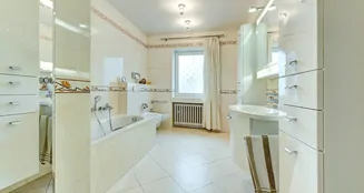 von_poll_real_estate_property_25013150_image_18