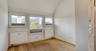 von_poll_real_estate_property_25013143N_image_12