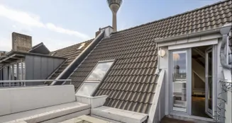 von_poll_real_estate_property_25013143N_image_0