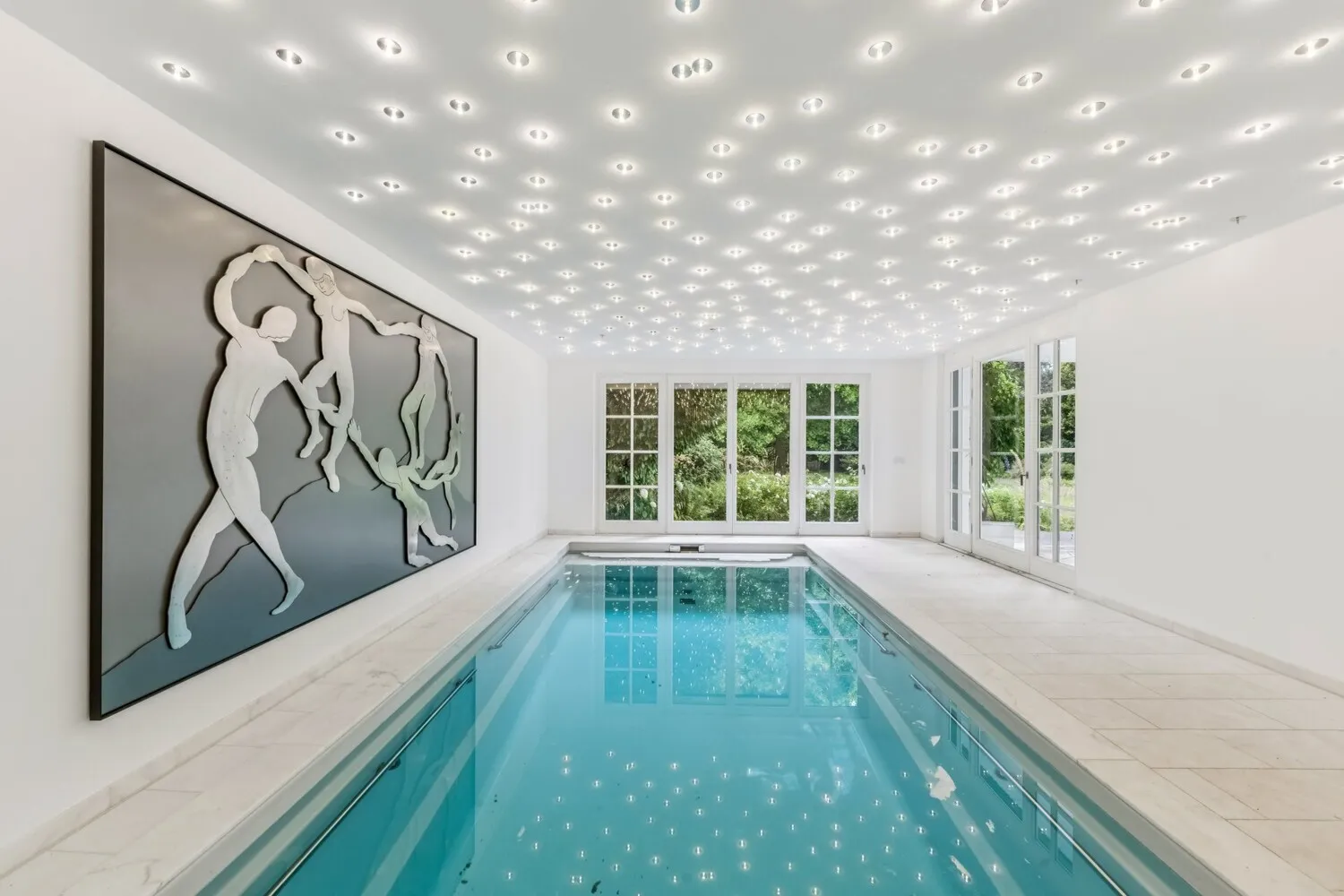 Die Schwimmhalle