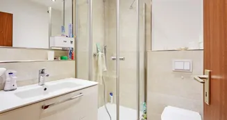 von_poll_real_estate_property_25013189_image_20