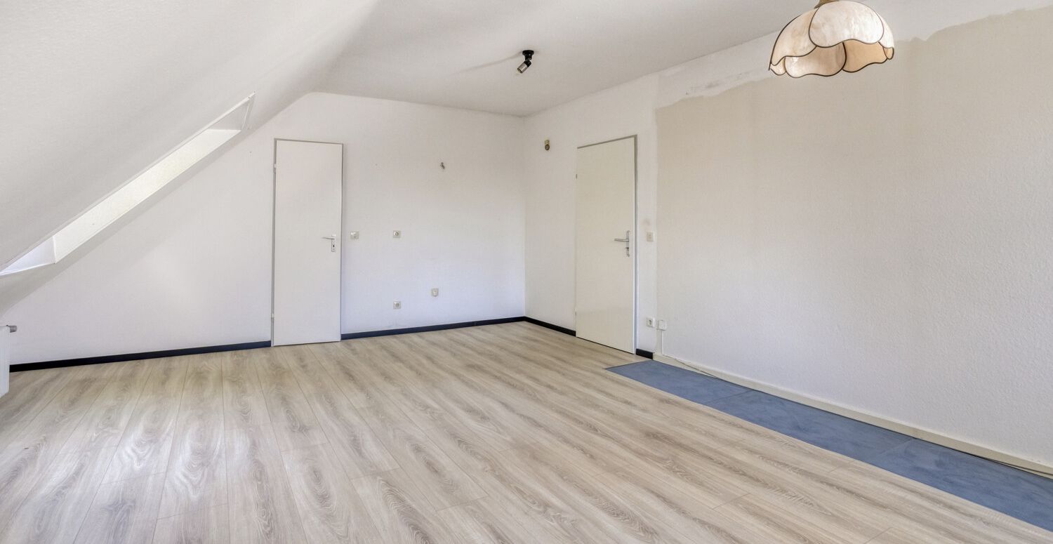 Schlafzimmer DG