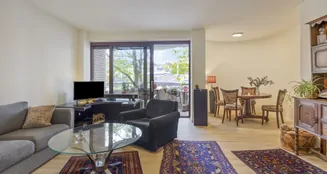 von_poll_real_estate_property_25013184_image_2