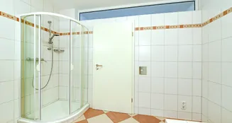 von_poll_real_estate_property_25013209_image_17