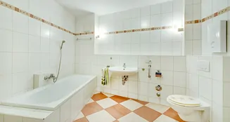 von_poll_real_estate_property_25013209_image_10