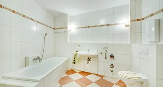 von_poll_real_estate_property_25013209_image_16