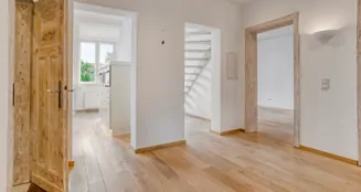 von_poll_real_estate_property_25013143M_image_2